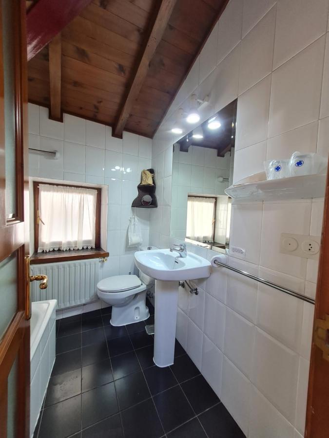 Hotel La Balsa Soto De Cangas Luaran gambar